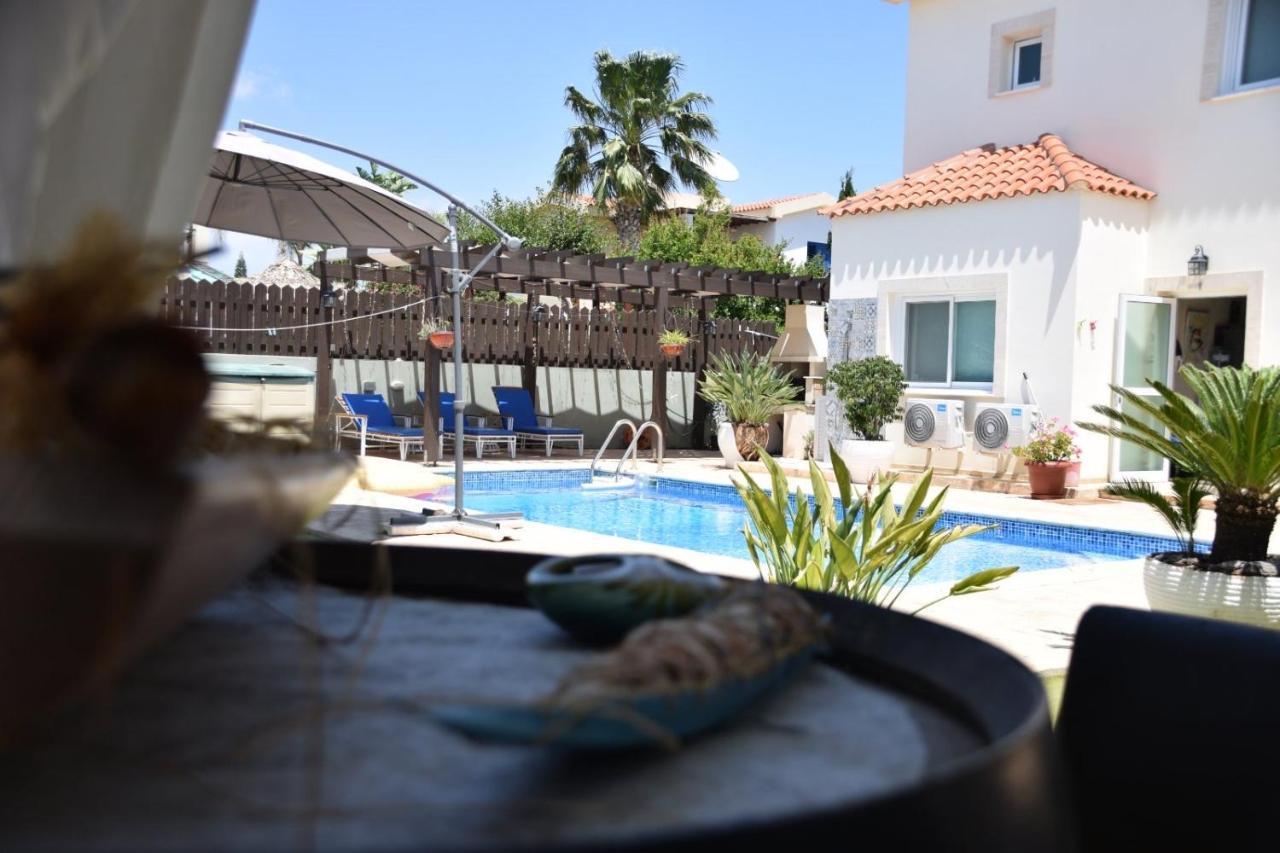 Unique Beach Luxurious Villas Agia Napa Exterior foto