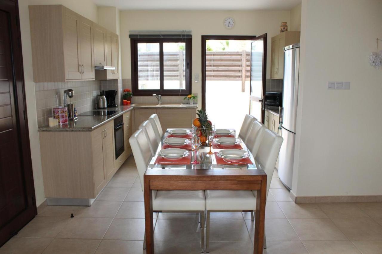 Unique Beach Luxurious Villas Agia Napa Exterior foto