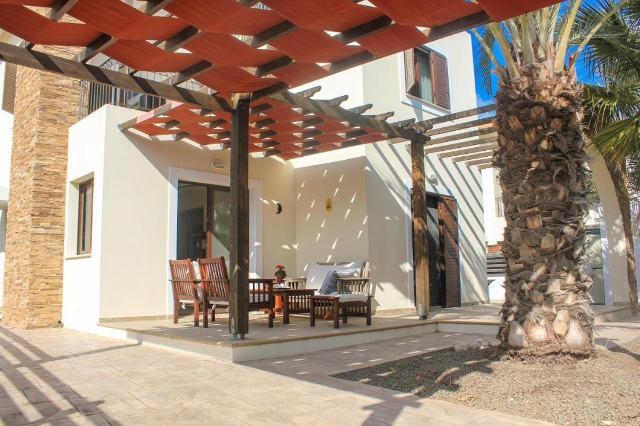 Unique Beach Luxurious Villas Agia Napa Exterior foto