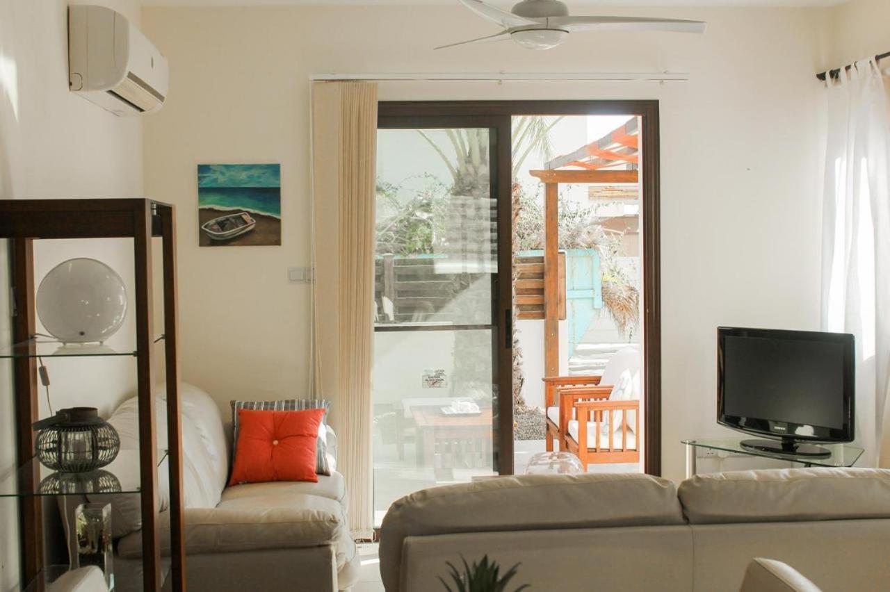 Unique Beach Luxurious Villas Agia Napa Exterior foto