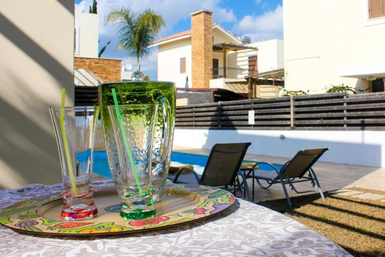 Unique Beach Luxurious Villas Agia Napa Exterior foto