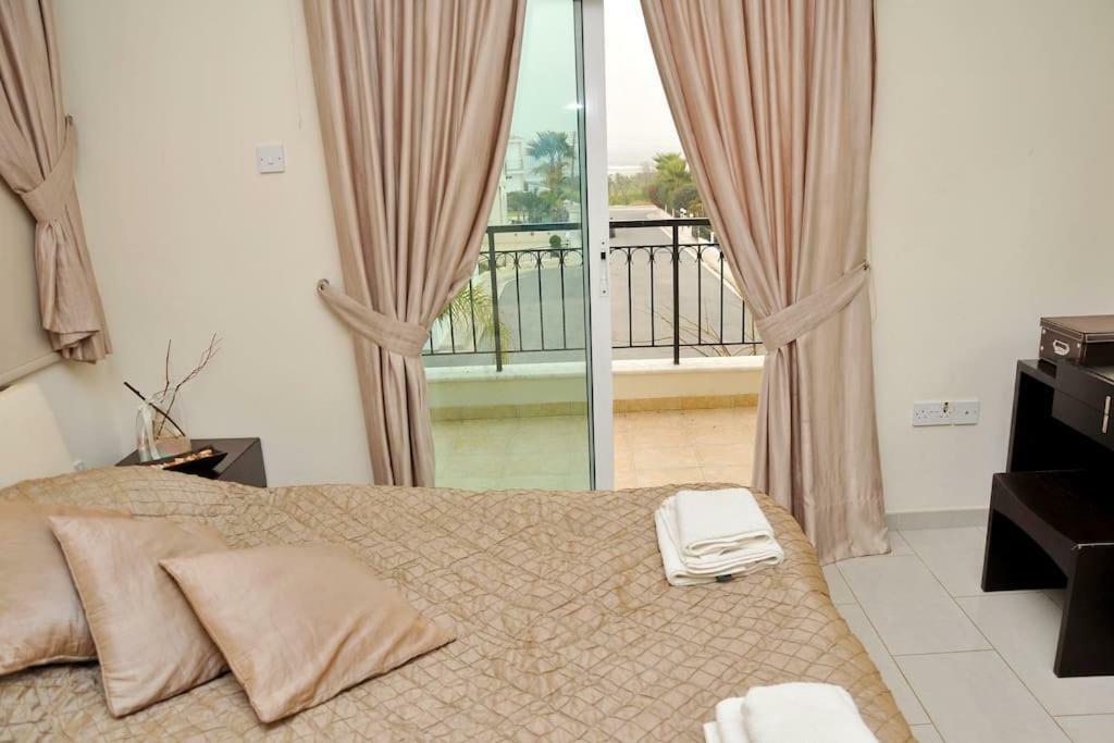 Unique Beach Luxurious Villas Agia Napa Exterior foto