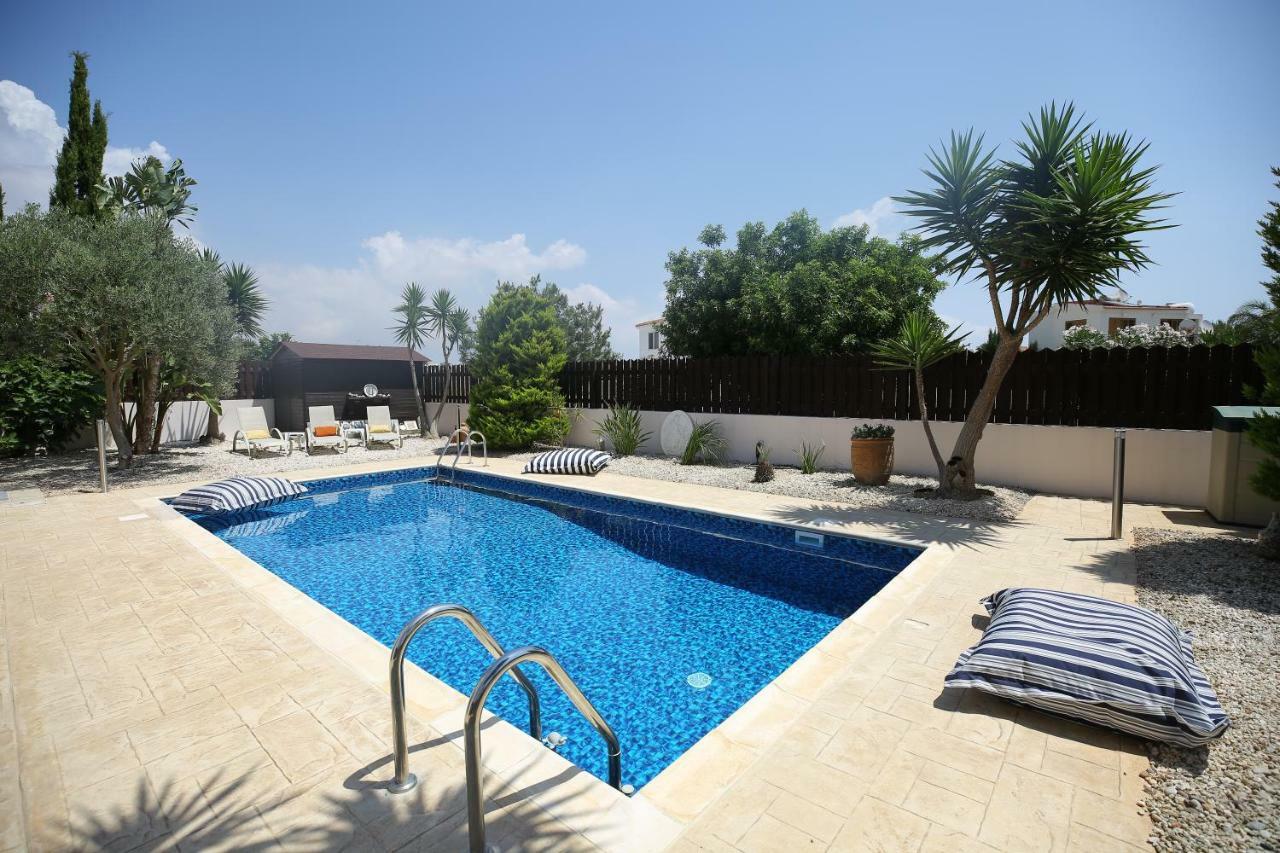 Unique Beach Luxurious Villas Agia Napa Exterior foto