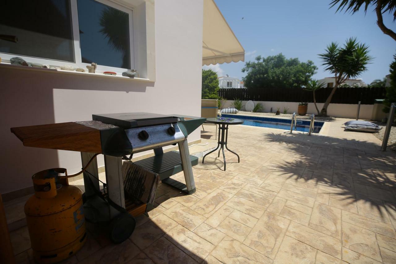 Unique Beach Luxurious Villas Agia Napa Exterior foto